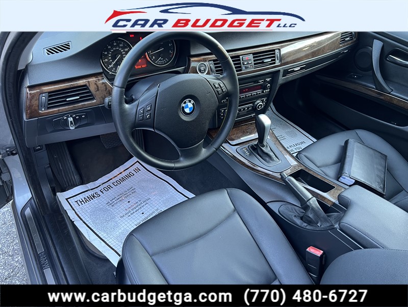 2009 BMW 3-Series 328i — photo 14 of 25