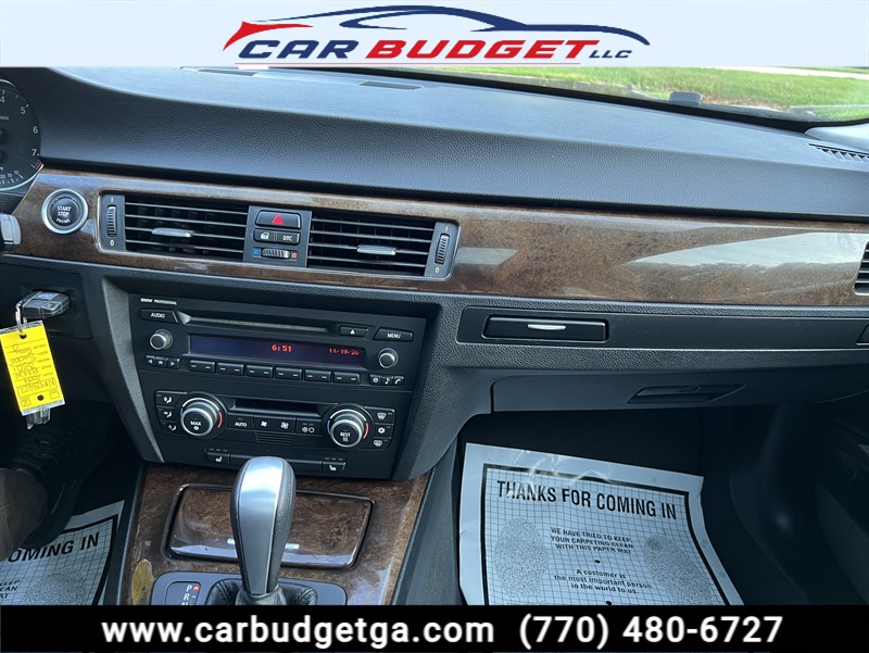 2009 BMW 3-Series 328i — photo 19 of 25