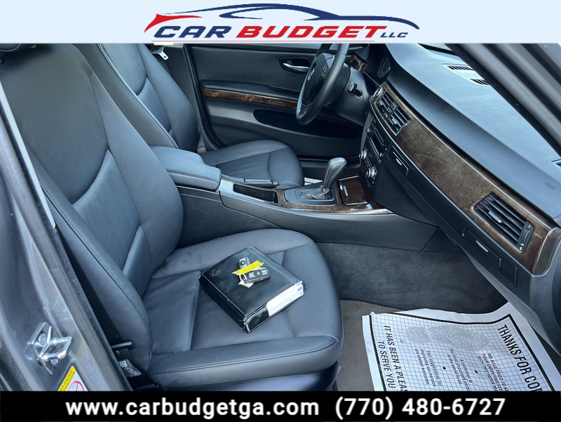 2009 BMW 3-Series 328i — photo 22 of 25